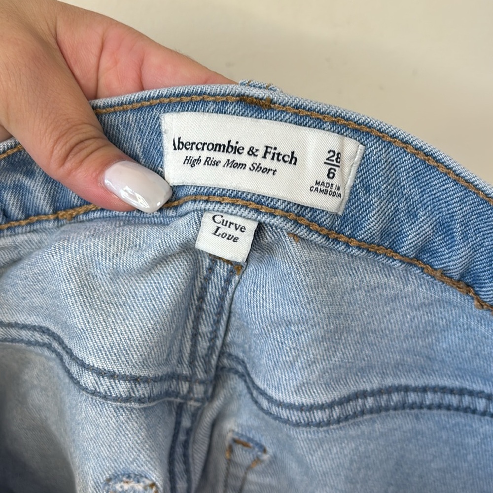 Abercrombie & Fitch Curve Love High Rise Mom Short Size 28 - Picture 5 of 6
